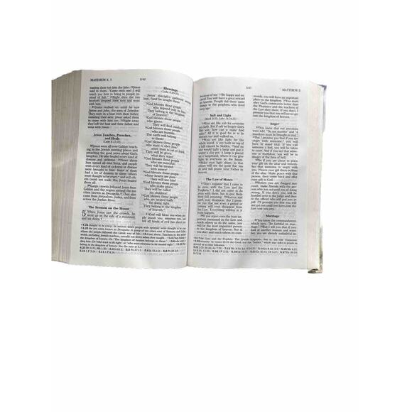 Holy Bible Children's Illustrated Edition Contemporary English Version- Used - Picture 6 of 8